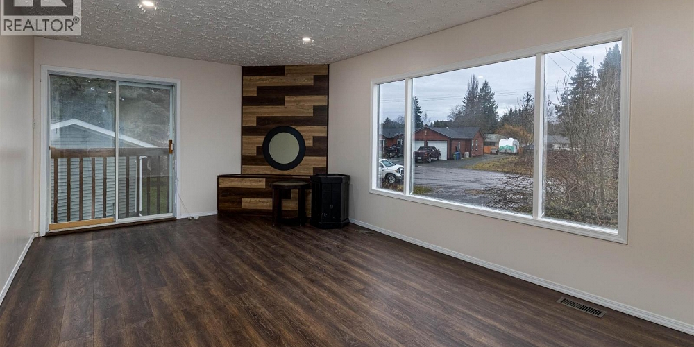 4821 PARK AVENUE Terrace Photo 19 4821 PARK AVENUE Terrace Photo 19